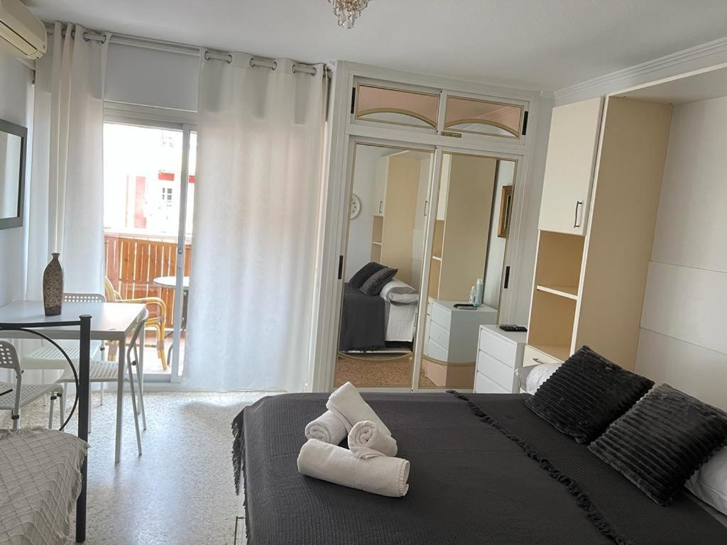 Studio Touristique Iris Apartment Benalmadena Luaran gambar